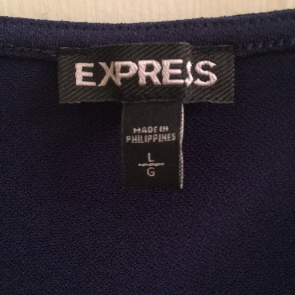 Express top - Picture 2 of 3